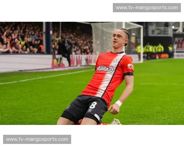 卢顿vs布莱克浦：英冠赛场上的“黑马”与“宿敌”，一场注定不平凡的对决